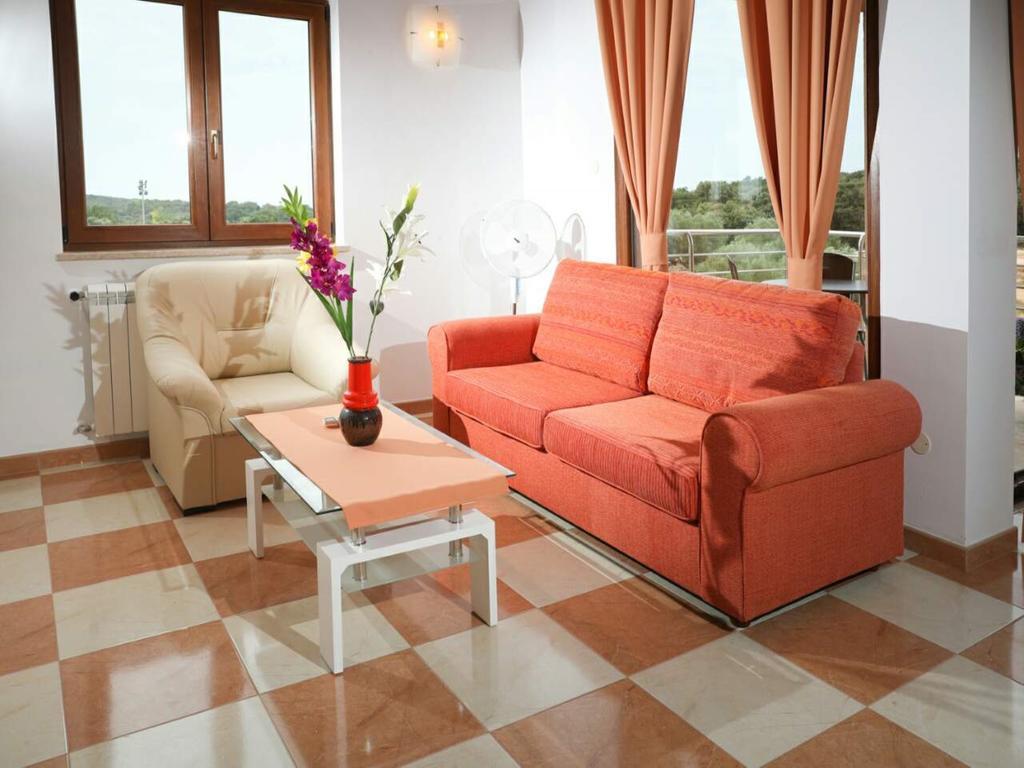 Apartments Sveto Ровин Екстериор снимка