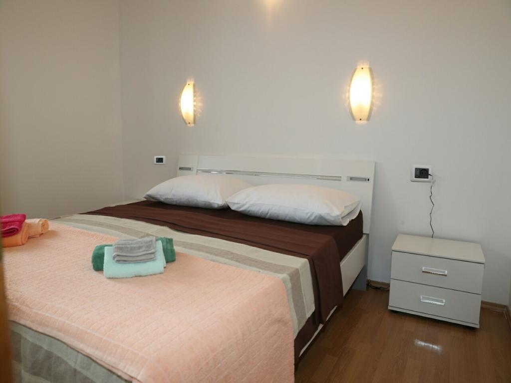 Apartments Sveto Ровин Екстериор снимка