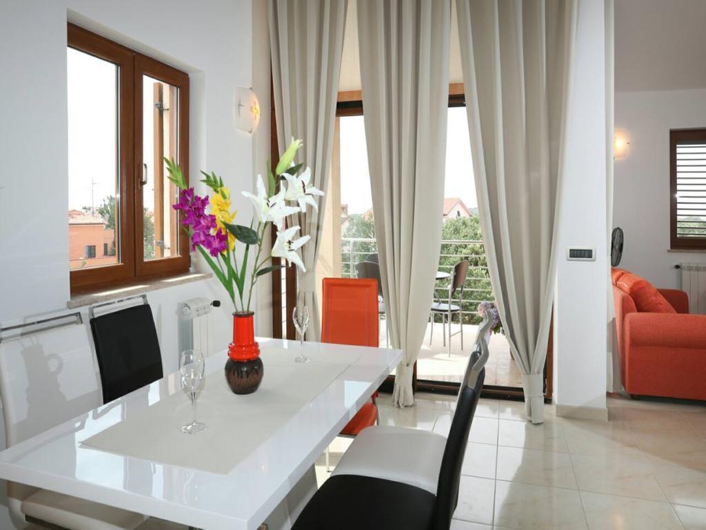 Apartments Sveto Ровин Екстериор снимка